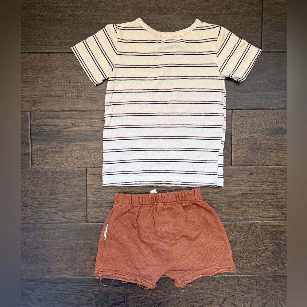 Haven kids tee & childhoods set 18-24 EUC - Picture 5 of 7